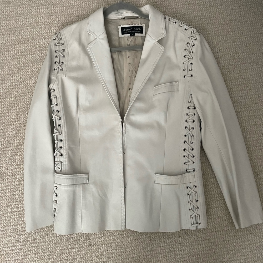 Donald J Pliner Ladies leather jacket